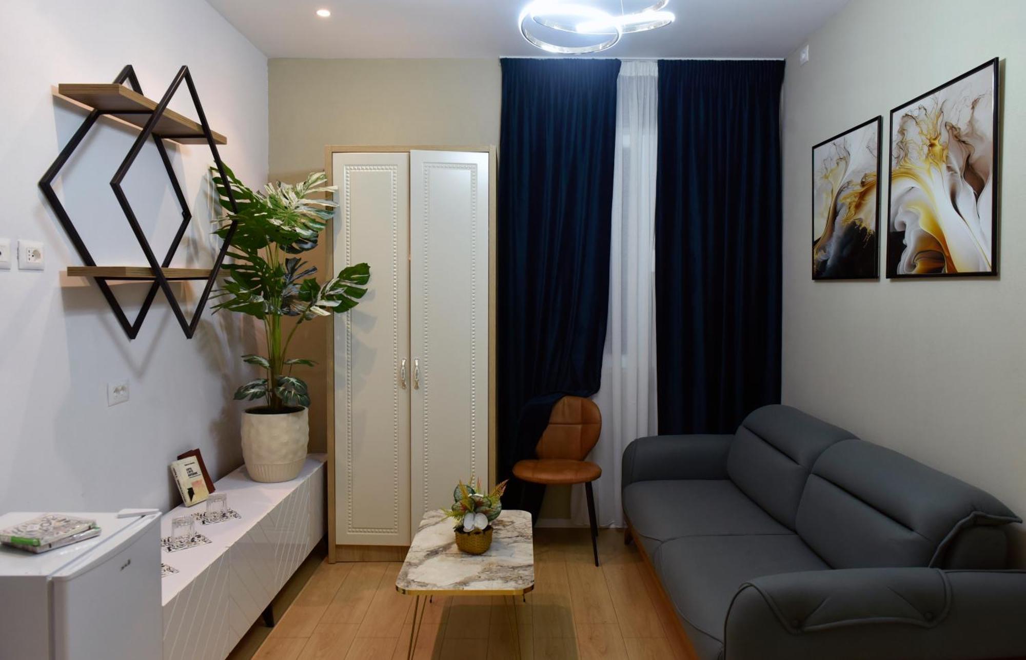 City Center Rooms And Apartments ดูร์เรส ภายนอก รูปภาพ