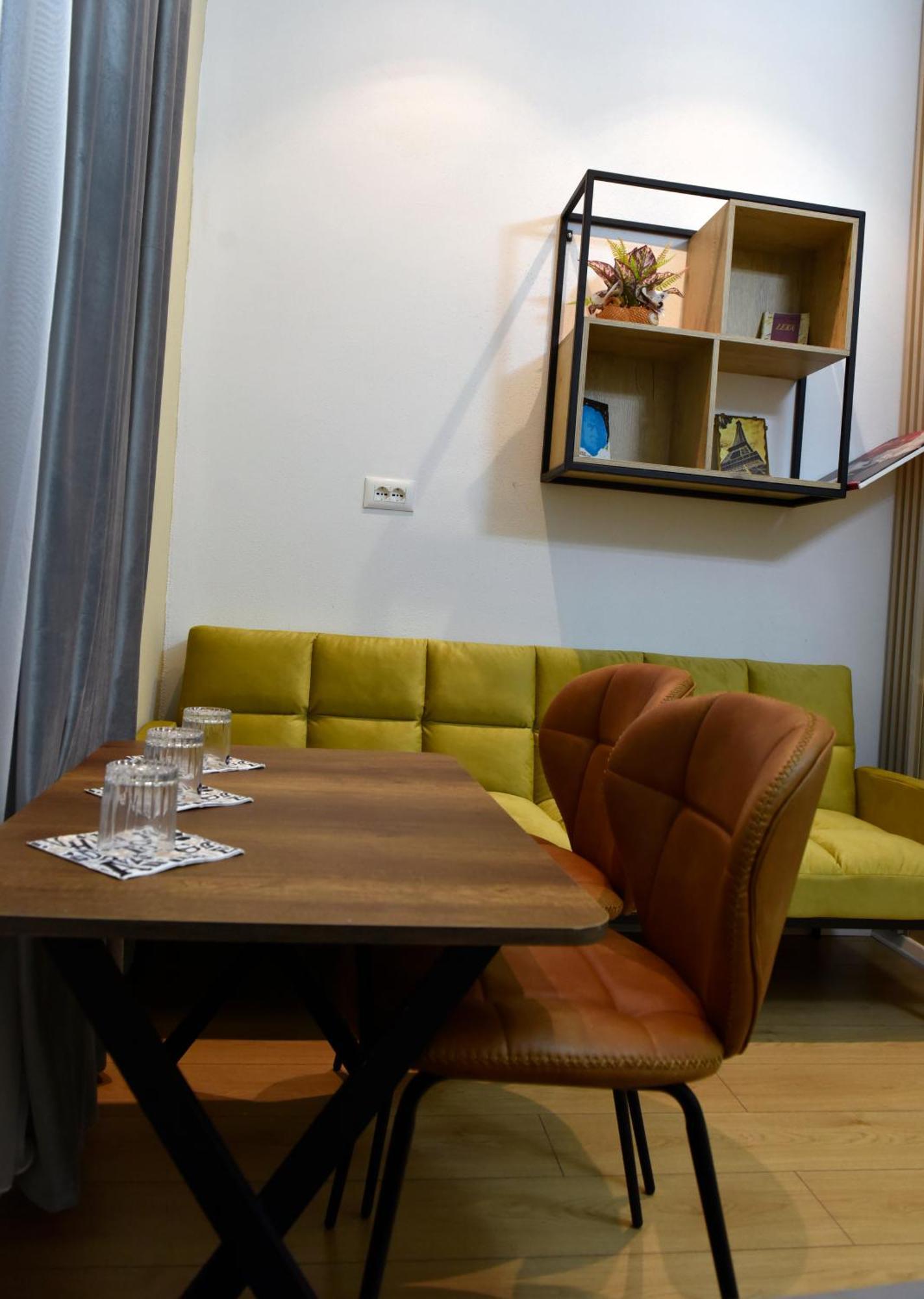 City Center Rooms And Apartments ดูร์เรส ภายนอก รูปภาพ