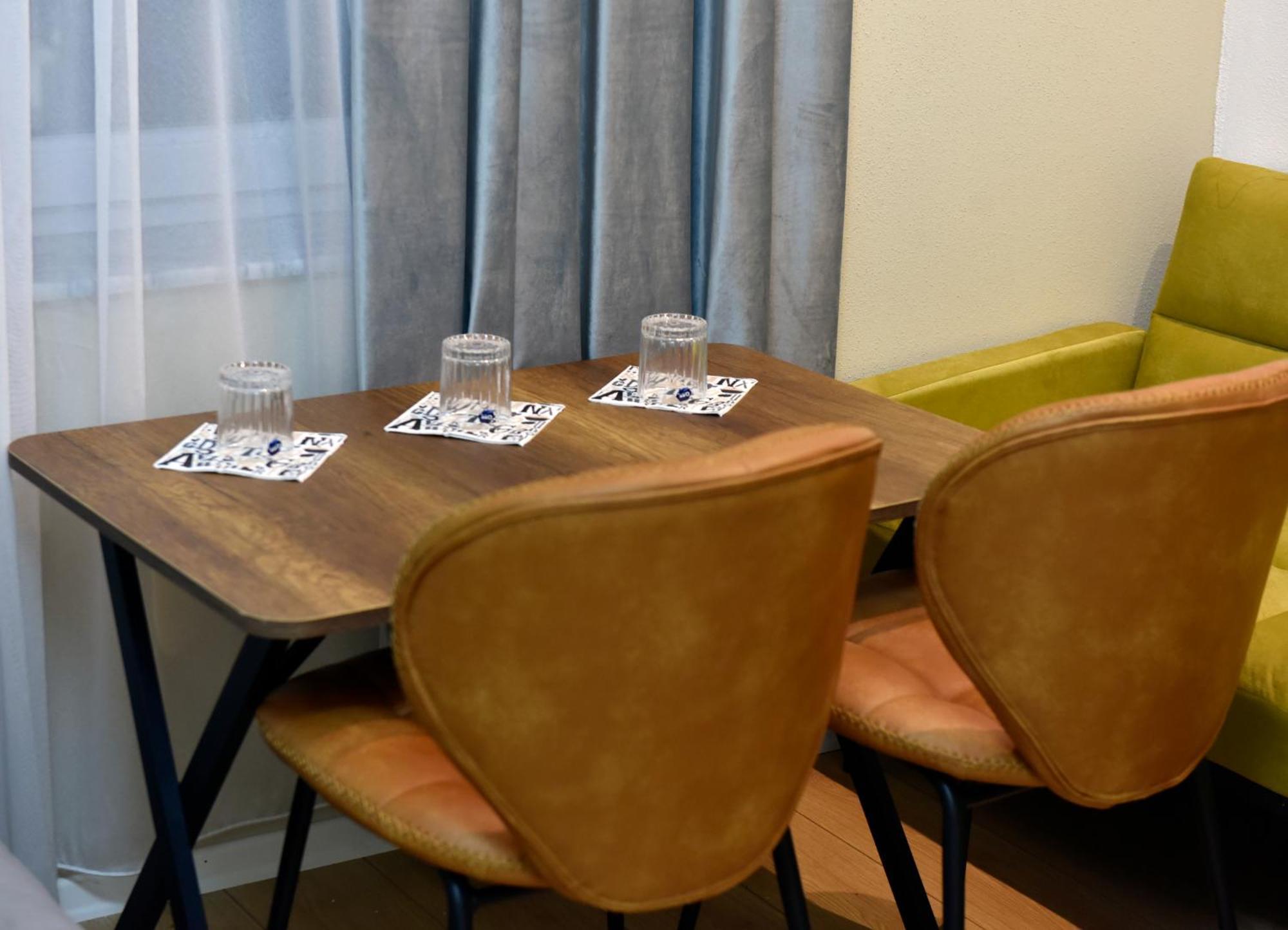 City Center Rooms And Apartments ดูร์เรส ภายนอก รูปภาพ